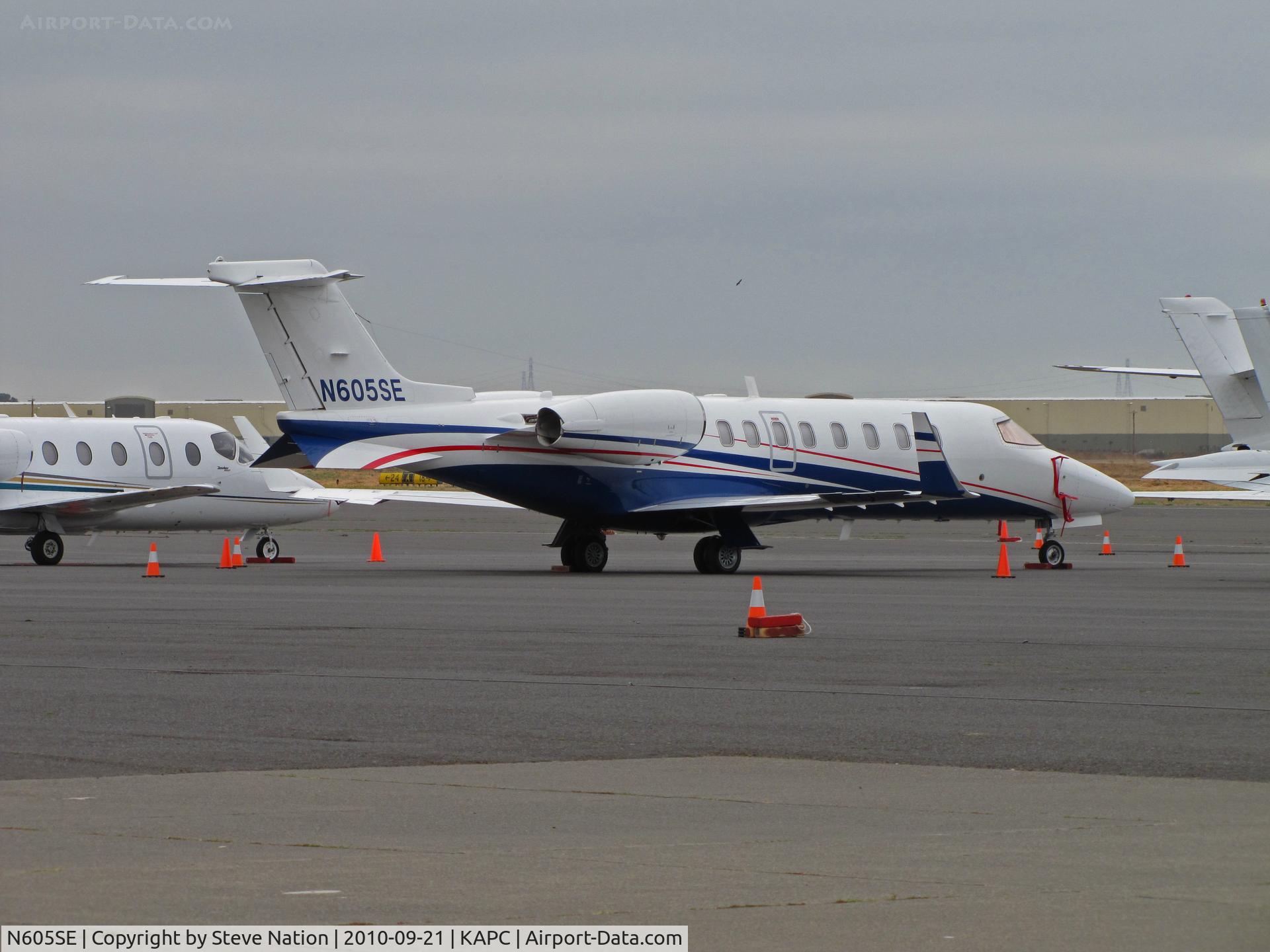 N605SE, 2006 Learjet Inc 45 C/N 45-317, Flexjets/Business Jet Solutions 2006 Learjet 45 on bizjet ramp at Napa, CA (KAPC)