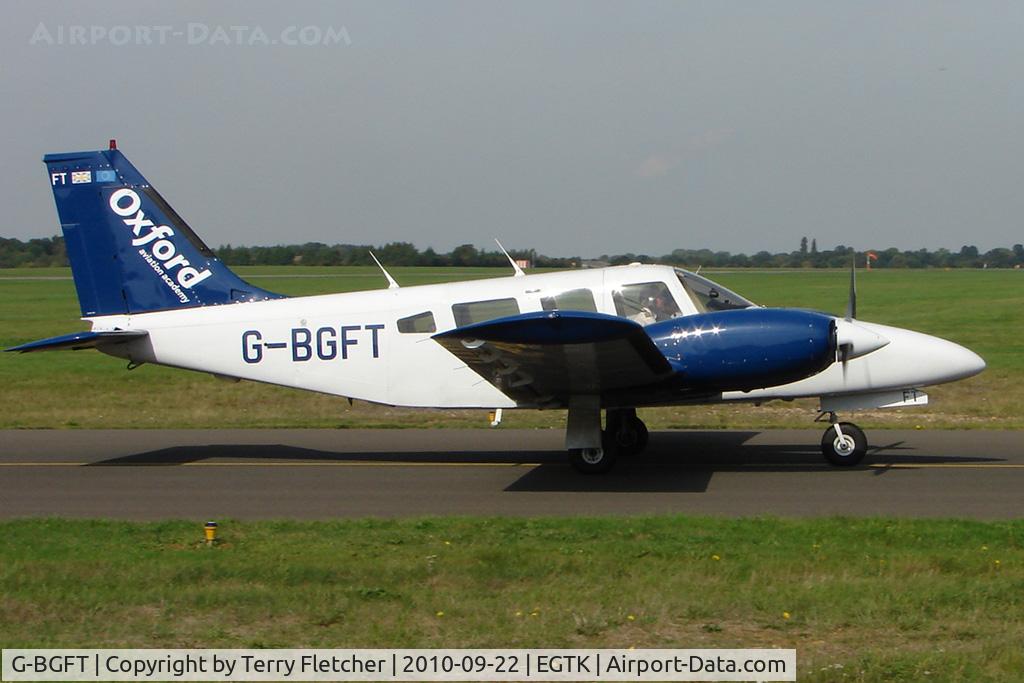 G-BGFT, 1978 Piper PA-34-200T Seneca II C/N 34-7870218, 1978 Piper PIPER PA-34-200T, c/n: 34-7870218 at Kidlington