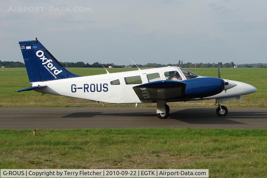 G-ROUS, 1978 Piper PA-34-200T Seneca II C/N 34-7870187, 1978 Piper PIPER PA-34-200T, c/n: 34-7870187 at Kidlington