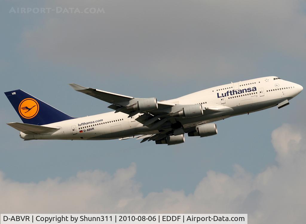 D-ABVR, 1997 Boeing 747-430 C/N 28285, Taking off rwy 07L