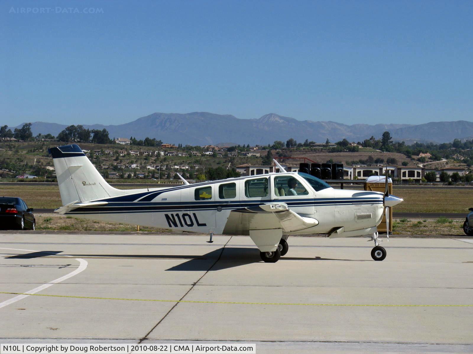 N10L, 1972 Beech A36 Bonanza 36 C/N E-347, 1972 BEECH A36 BONANZA, Continental IO-520 285 Hp, taxi