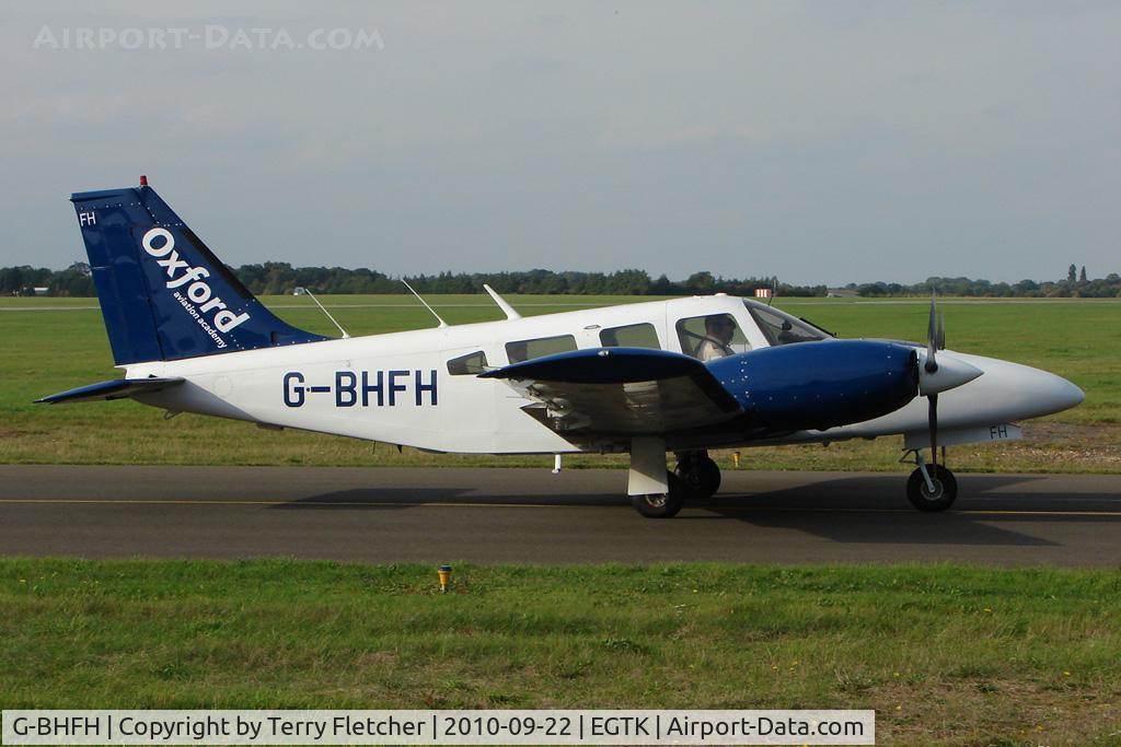 G-BHFH, 1979 Piper PA-34-200T Seneca II C/N 34-7970482, 1979 Piper PIPER PA-34-200T, c/n: 34-7970482 at Kidlington