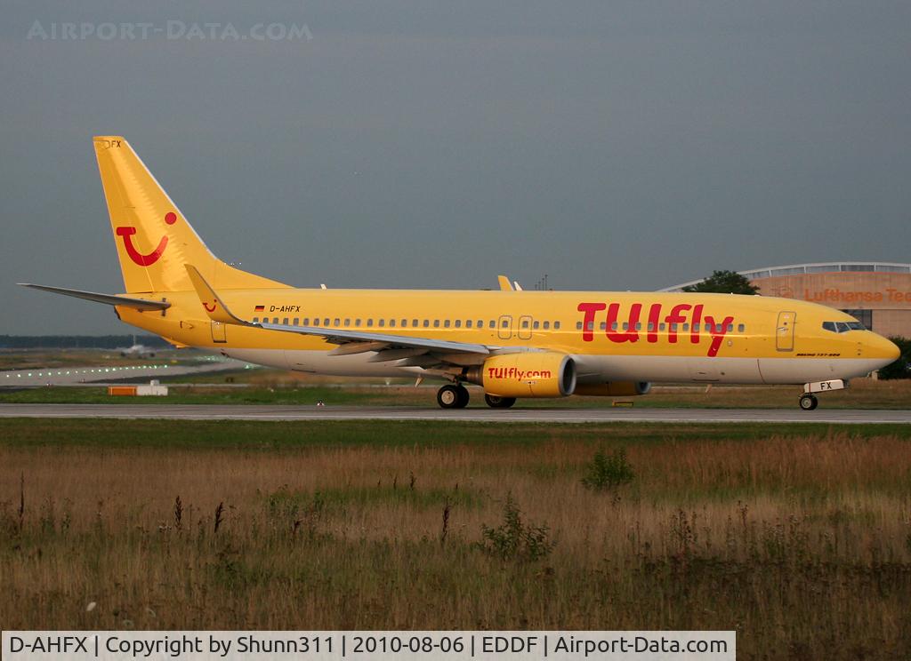 D-AHFX, 2001 Boeing 737-8K5 C/N 30416, Taking off rwy 18
