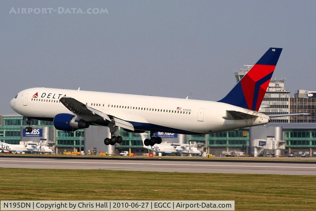 N195DN, 1997 Boeing 767-332 C/N 28452, Delta Airlines