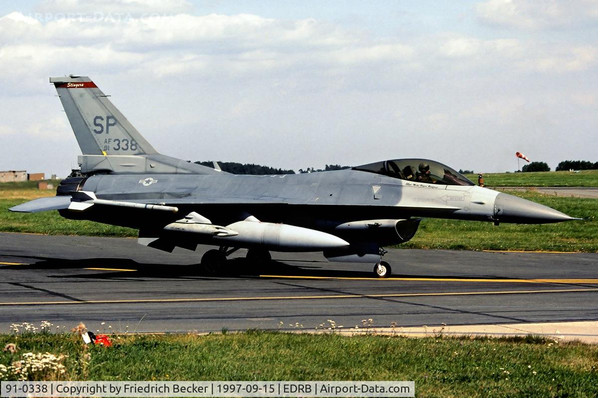 91-0338, 1991 General Dynamics F-16CJ Fighting Falcon C/N CC-36, taxying to the active