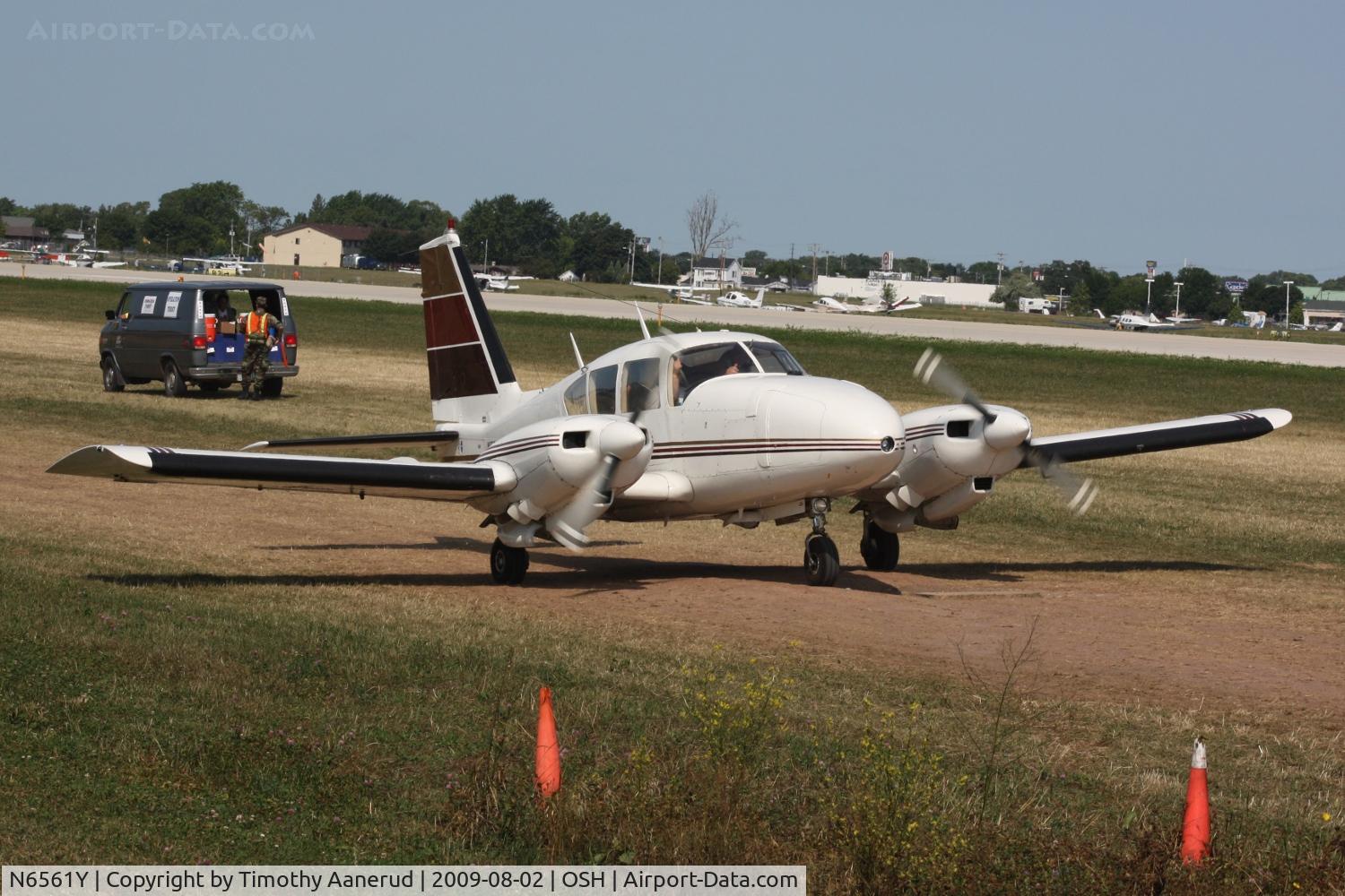 N6561Y, 1968 Piper PA-23-250 C/N 27-3858, 1968 Piper PA-23-250, c/n: 27-3858