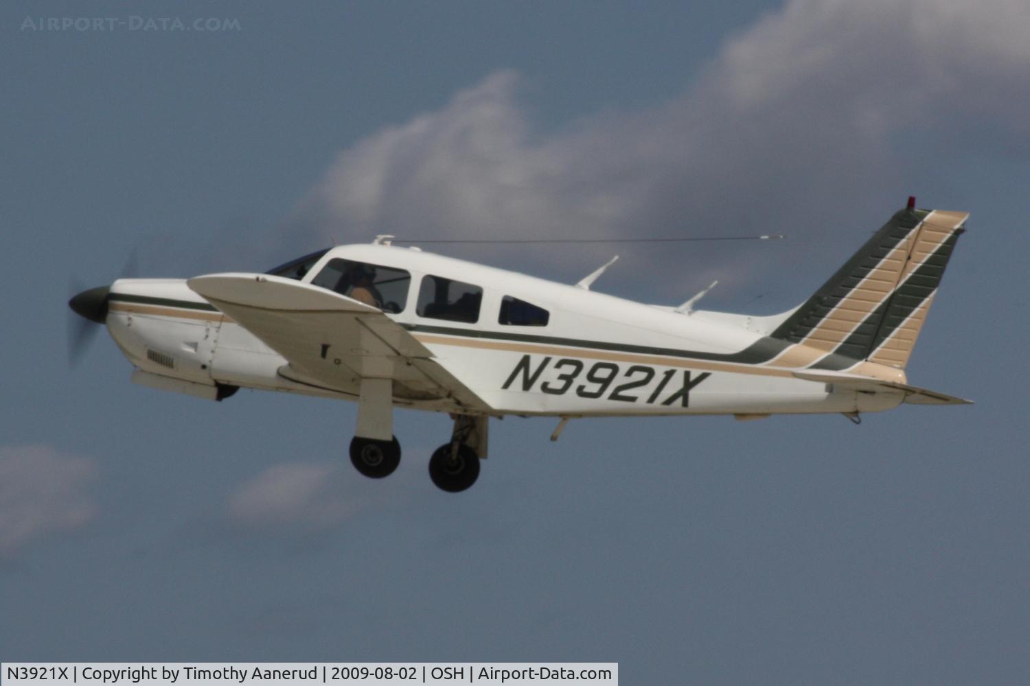 N3921X, 1975 Piper PA-28R-200 C/N 28R-7535353, 1975 Piper PA-28R-200, c/n: 28R-7535353