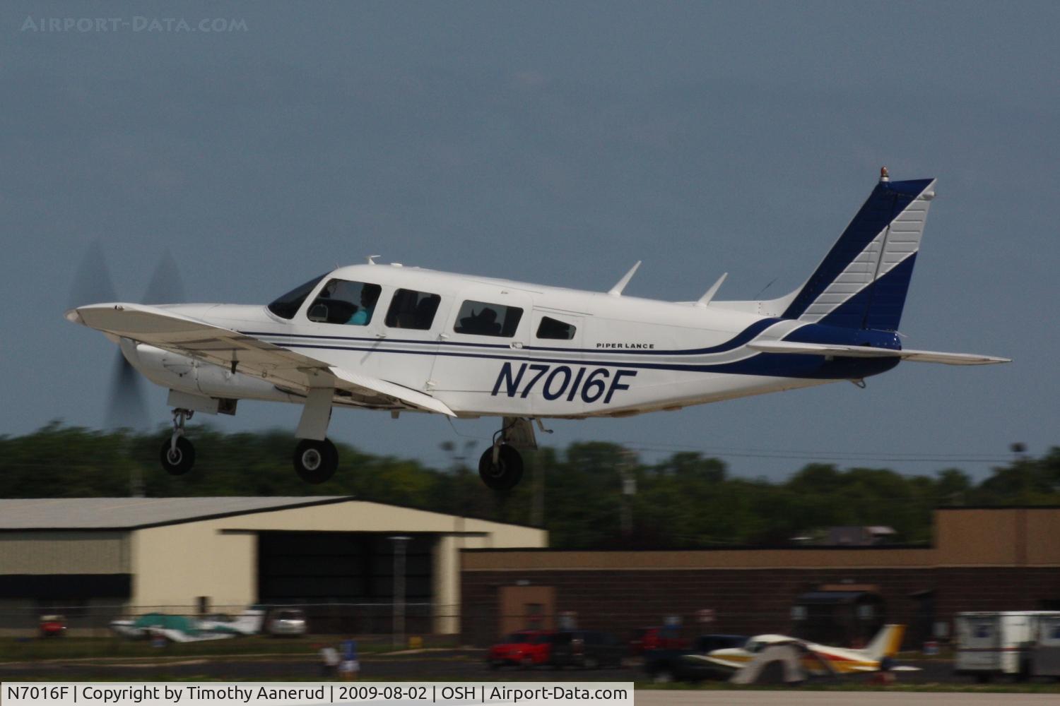 N7016F, 1976 Piper PA-32R-300 Cherokee Lance C/N 32R-7780052, 1976 Piper PA-32R-300, c/n: 32R-7780052