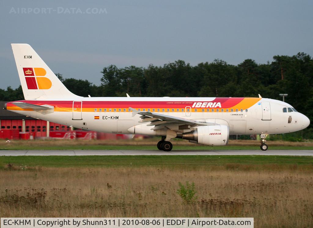 EC-KHM, 2007 Airbus A319-111 C/N 3209, Taking off rwy 18