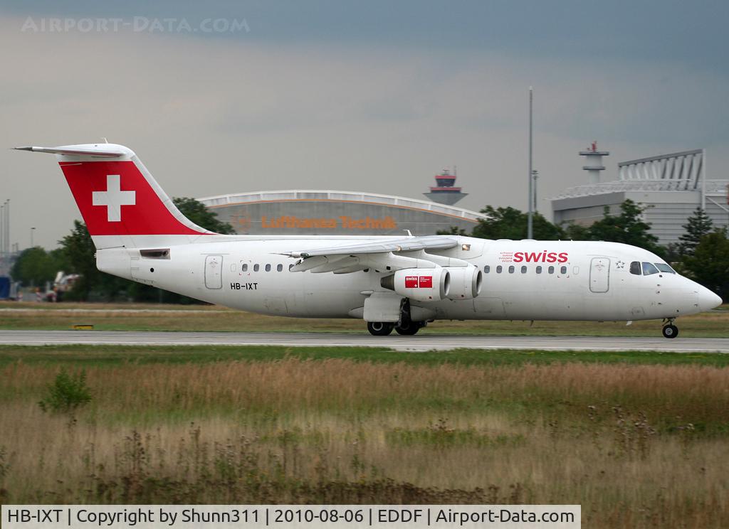 HB-IXT, 1995 British Aerospace Avro 146-RJ100 C/N E3259, Taking off rwy 18