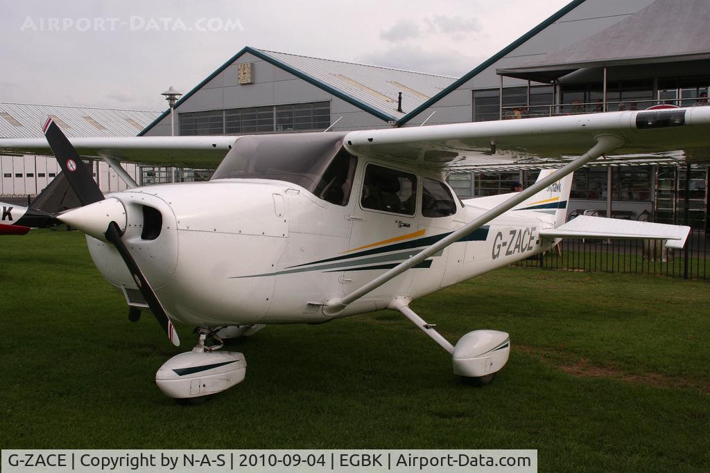 G-ZACE, 2001 Cessna 172S C/N 172S8808, LAA Rally 2010
