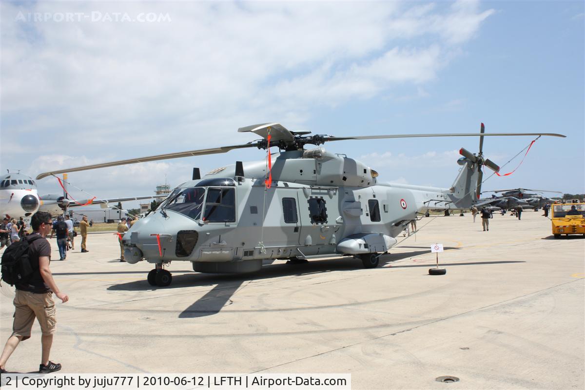 2, NHI NH-90 NFH Caiman C/N NFRS 02, on display at Hyére
