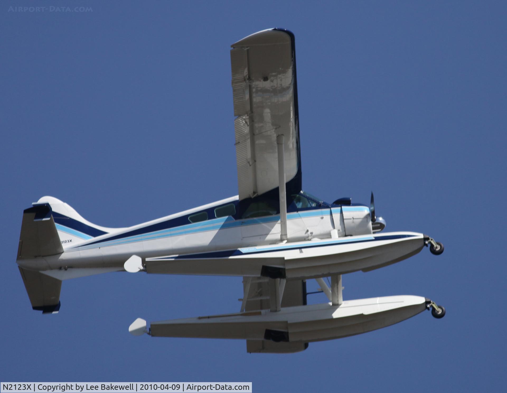 N2123X, 1961 De Havilland Canada DHC-2 C/N 1473, While operating over Forest Lake, MN