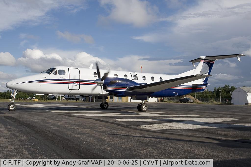 C-FJTF, 1985 Beech 1900C C/N UB-39, Courtesy Air B1900