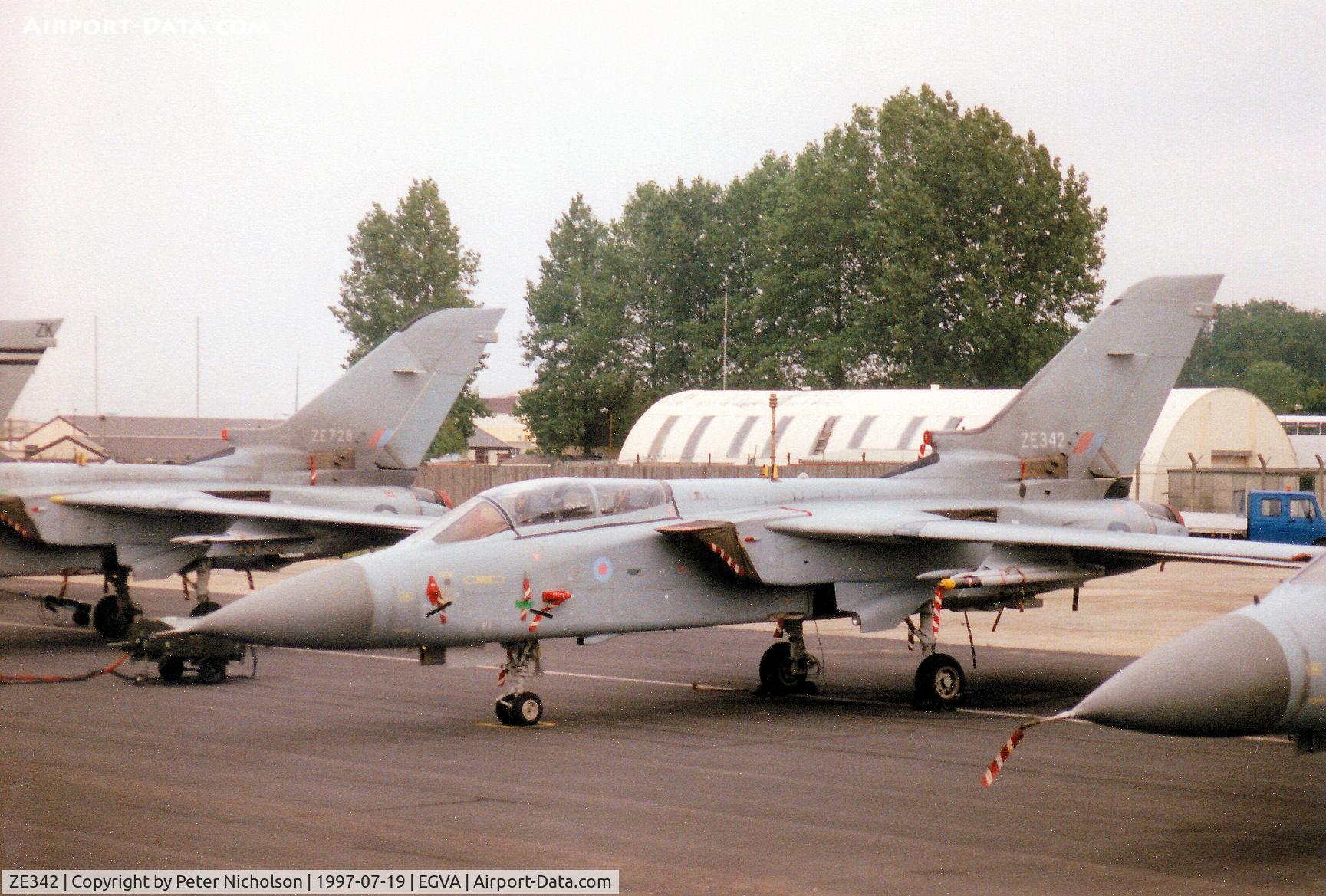 ZE342, 1987 Panavia Tornado F.3 C/N 647/AS044/3288, Tornado F.3, callsign Scimitar 4, of 111 Squadron based at RAF Leuchars on the flight-line at the 1997 Intnl Air Tattoo at RAF Fairford.