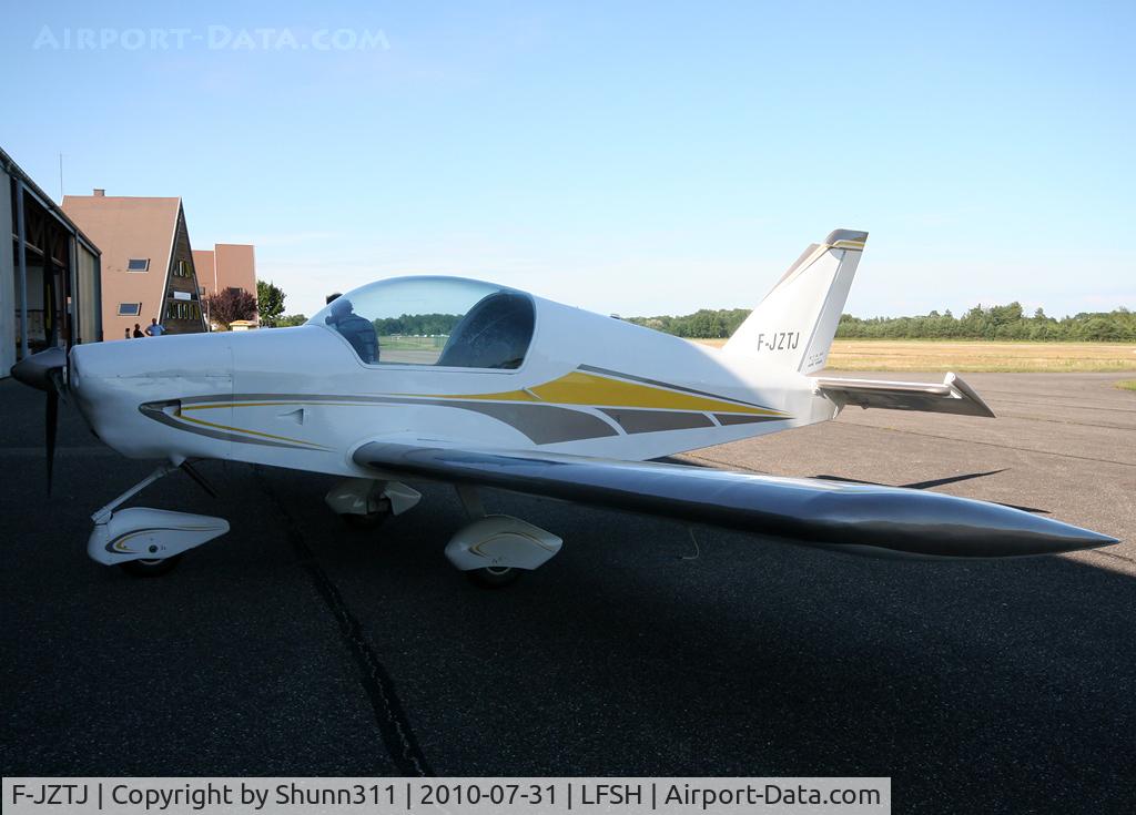 F-JZTJ, Kieger AK-3UL C/N 01, Parked in front of the Airclub hangar...