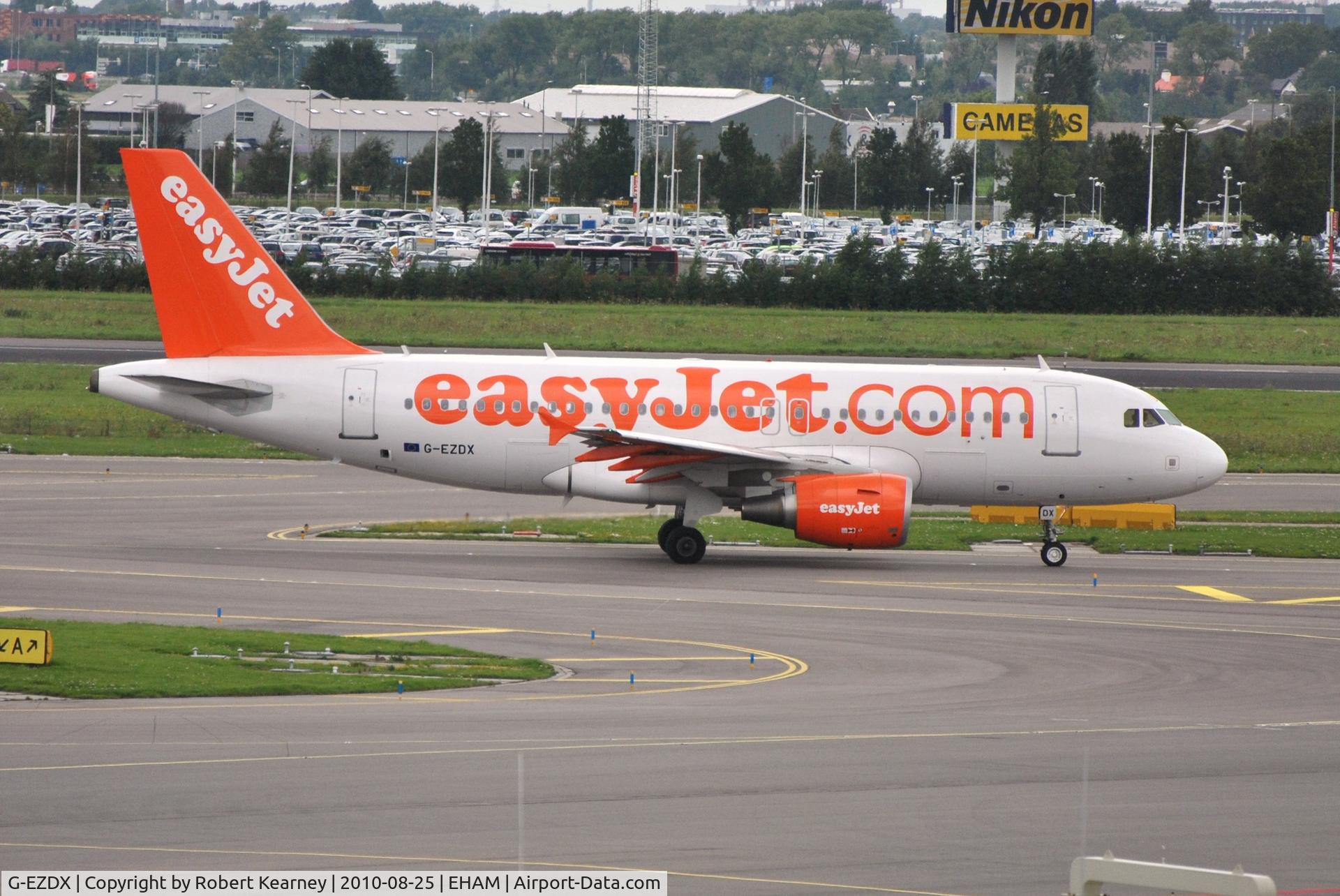 G-EZDX, 2009 Airbus A319-111 C/N 3754, Another EasyJet taxiing for departure
