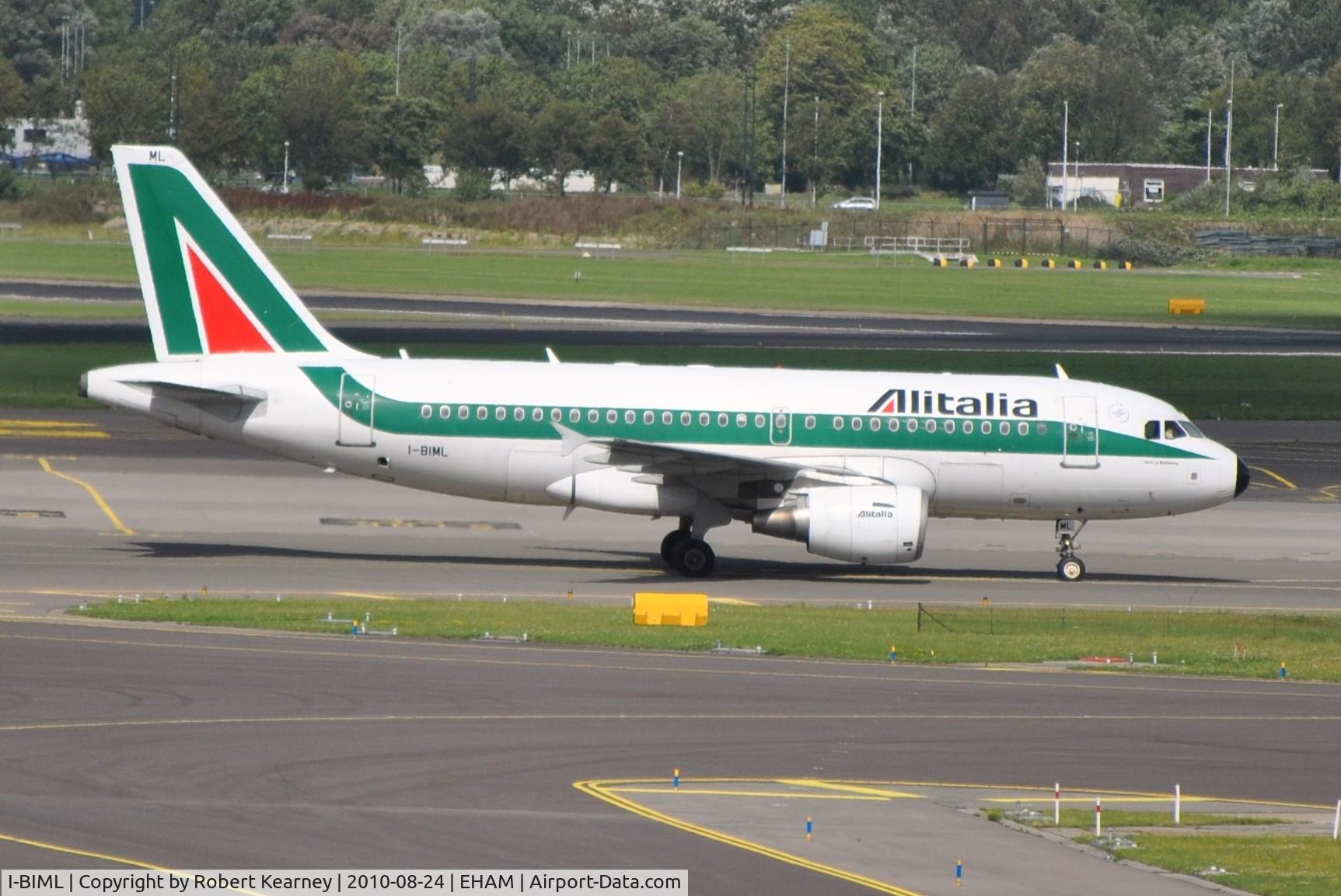 I-BIML, 2004 Airbus A319-112 C/N 2127, Alitalia taxiing for departure