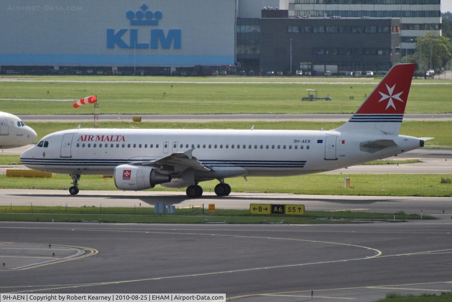9H-AEN, 2005 Airbus A320-214 C/N 2665, Air Malta taxiing out for departure