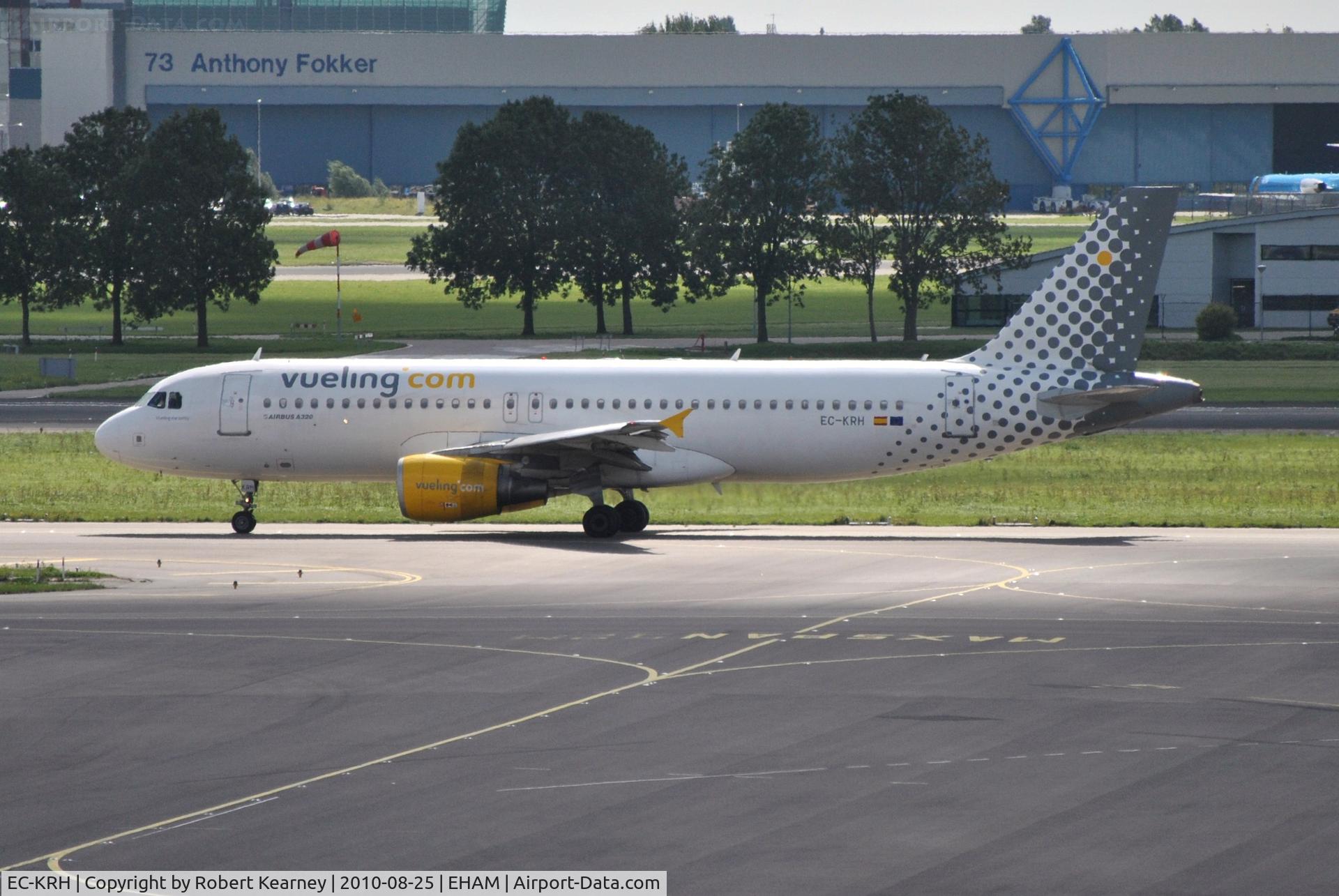 EC-KRH, 2008 Airbus A320-214 C/N 3529, Yet another Vueling taxiing out for departure