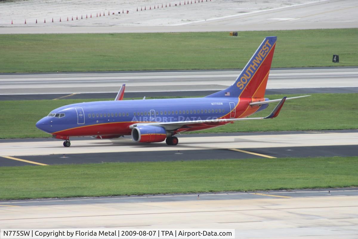 N775SW, 2000 Boeing 737-7H4 C/N 30590, Southwest 737-700