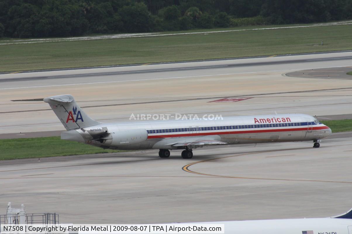 N7508, 1989 McDonnell Douglas MD-82 (DC-9-82) C/N 49802, American MD-82