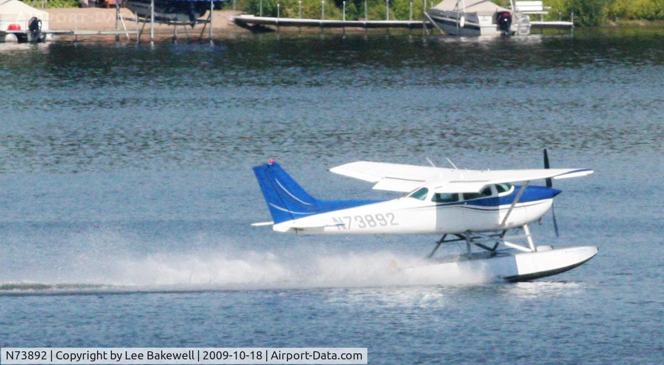 N73892, Cessna 172N C/N 17267733, While Operating in and out of Forest Lake, MN