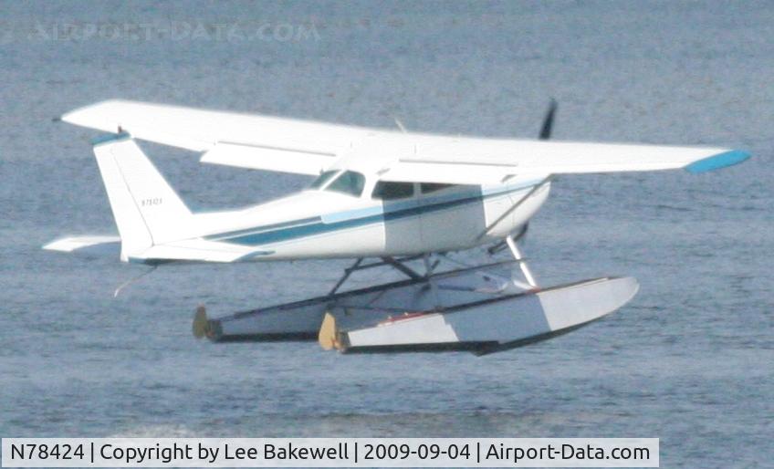 N78424, 1968 Cessna 172K Skyhawk C/N 17257611, While Operating in and out of Forest Lake, MN