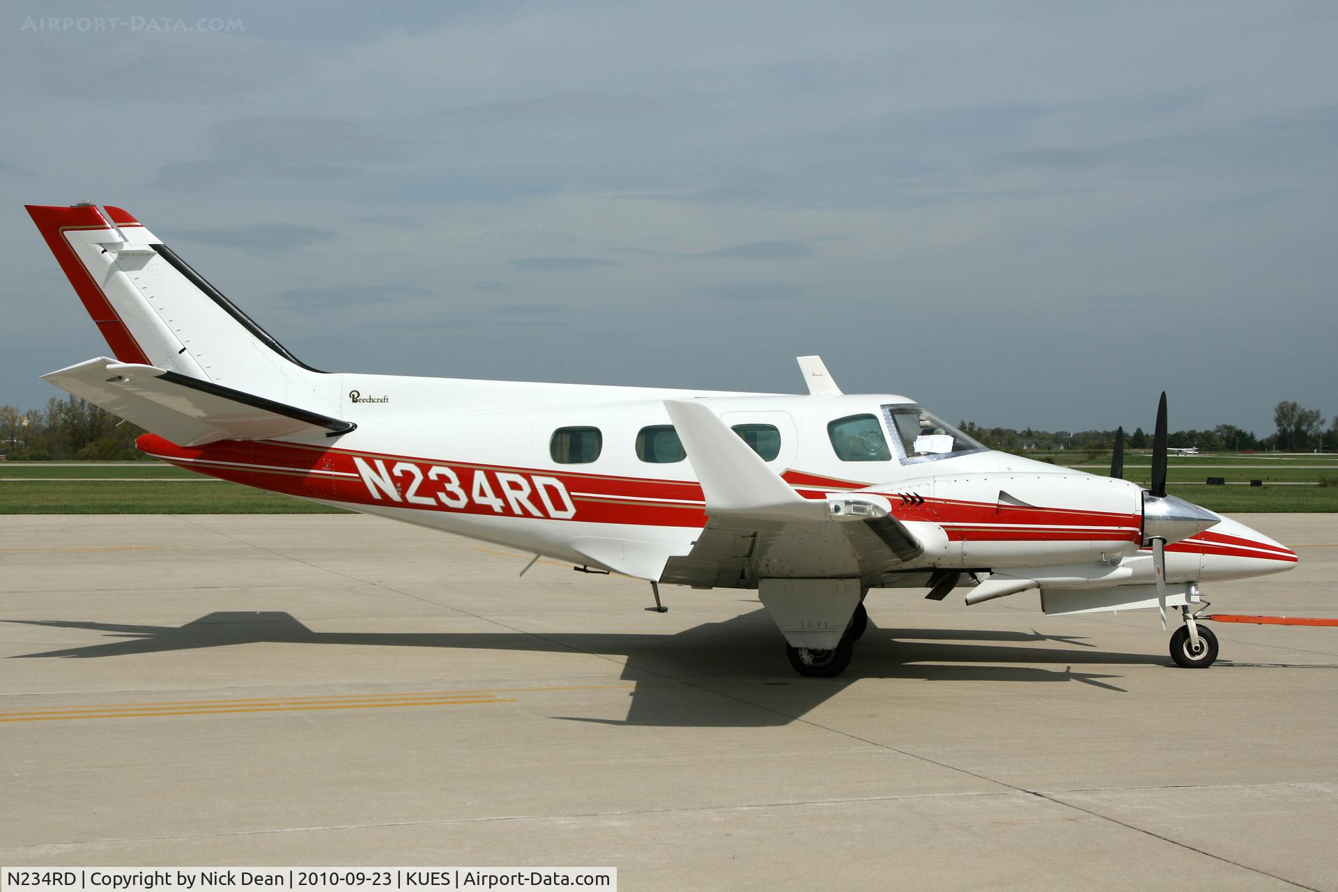N234RD, 1981 Beech B-60 Duke C/N P-566, KUES 2010 Duke owners fly in