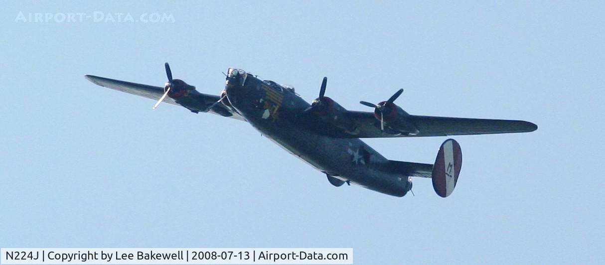 N224J, 1944 Consolidated B-24J-85-CF Liberator C/N 1347 (44-44052), While Operating over Forest Lake, MN