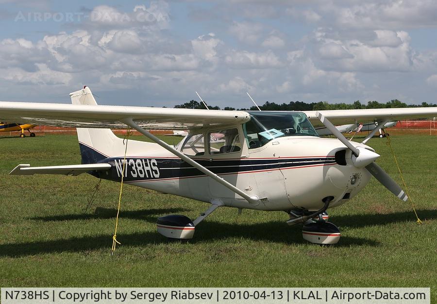 N738HS, 1977 Cessna 172N C/N 17269995, Sun-n-fun 2010