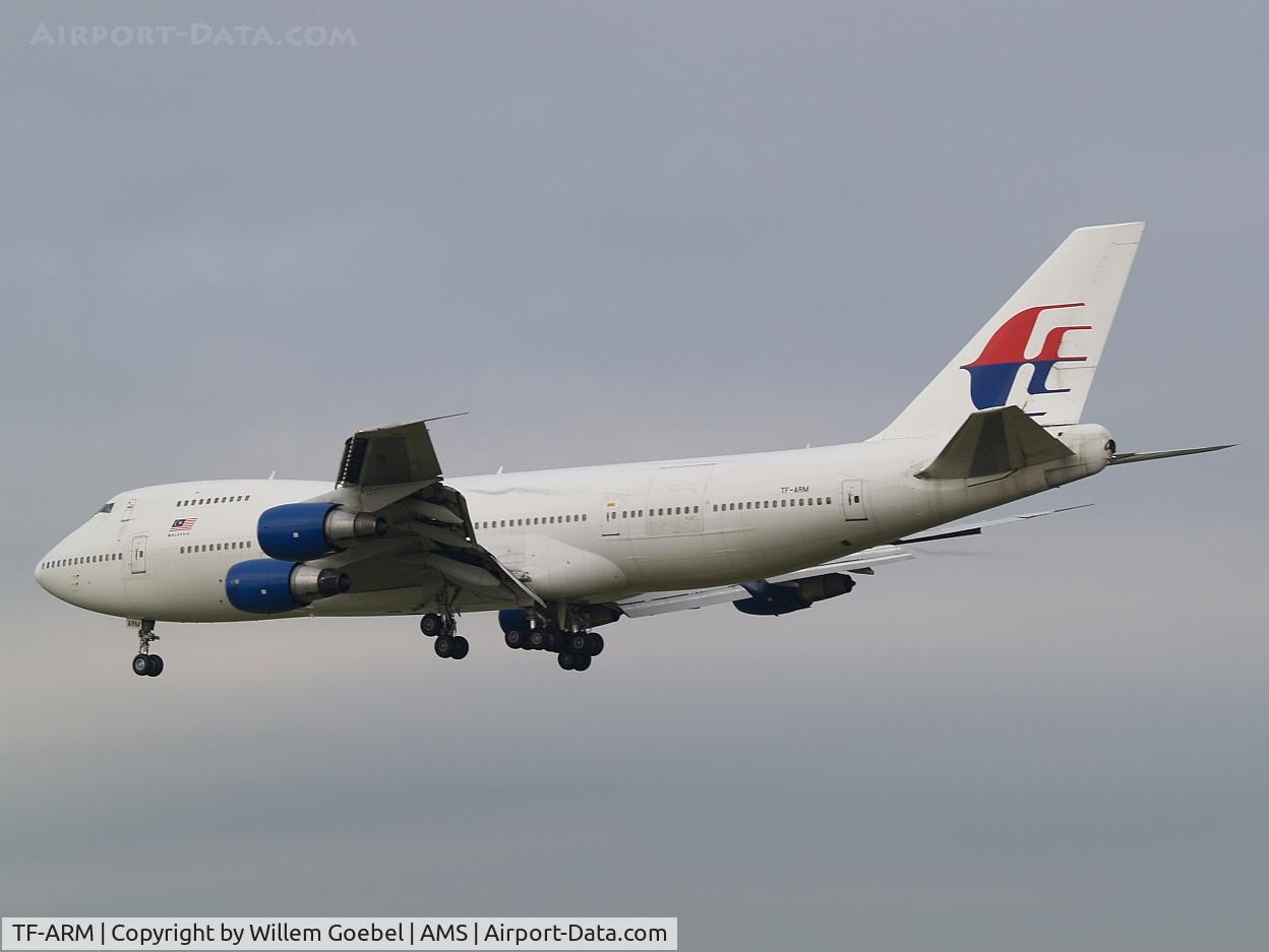 TF-ARM, 1980 Boeing 747-230BF C/N 22363, Landing on the