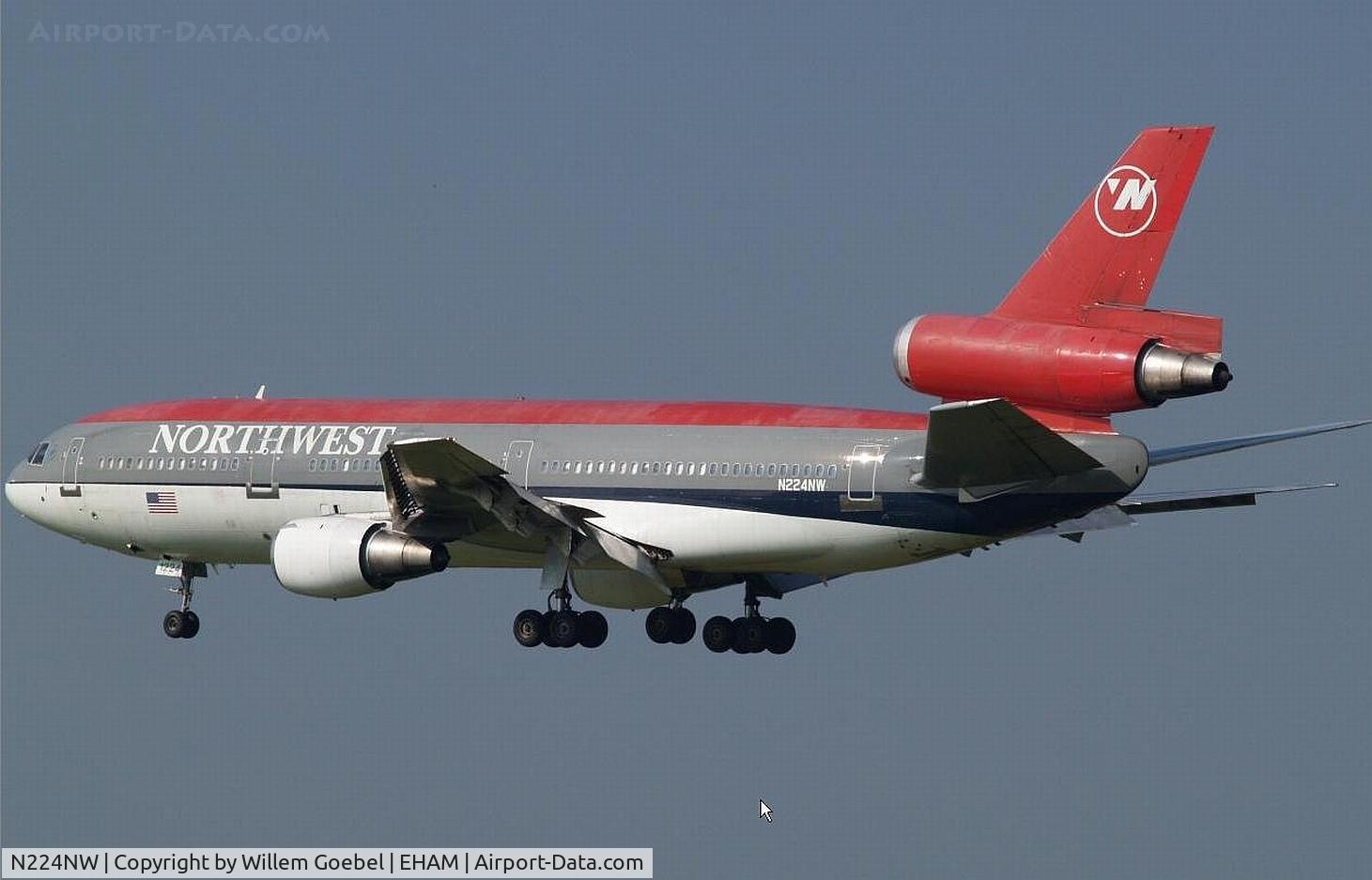 N224NW, 1975 McDonnell Douglas DC-10-30 C/N 46581, Landing of the Zwanenburgbaan of Amsterdam airport
