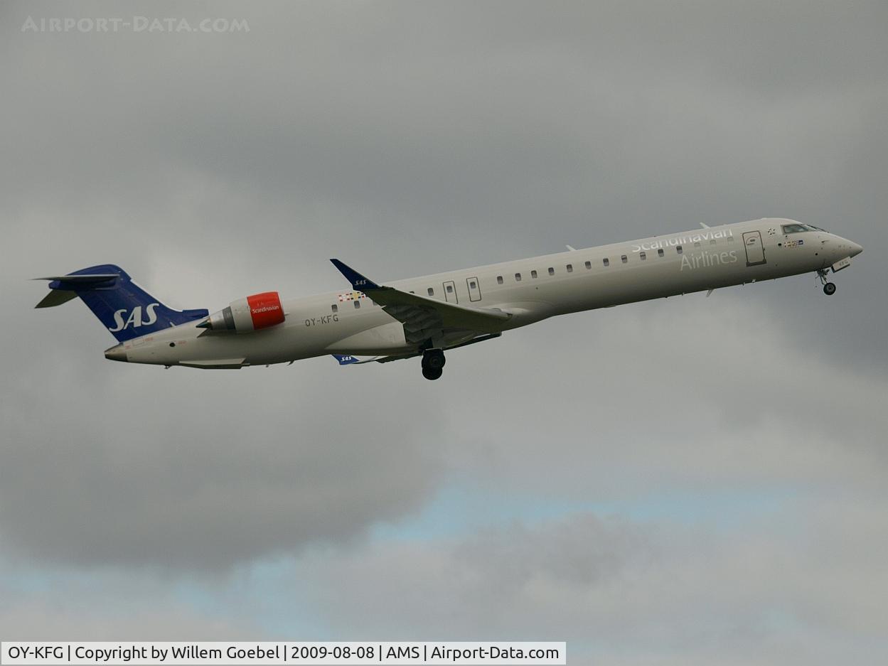 OY-KFG, 2009 Bombardier CRJ-900ER (CL-600-2D24) C/N 15237, Take off of the Polderbaan of Amsterdam airport