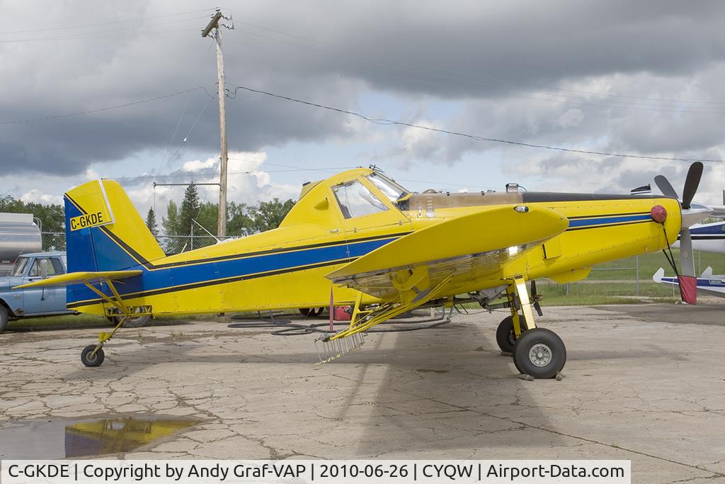 C-GKDE, 1993 Air Tractor AT-502B C/N 502B-0196, Air Tractor AT-502