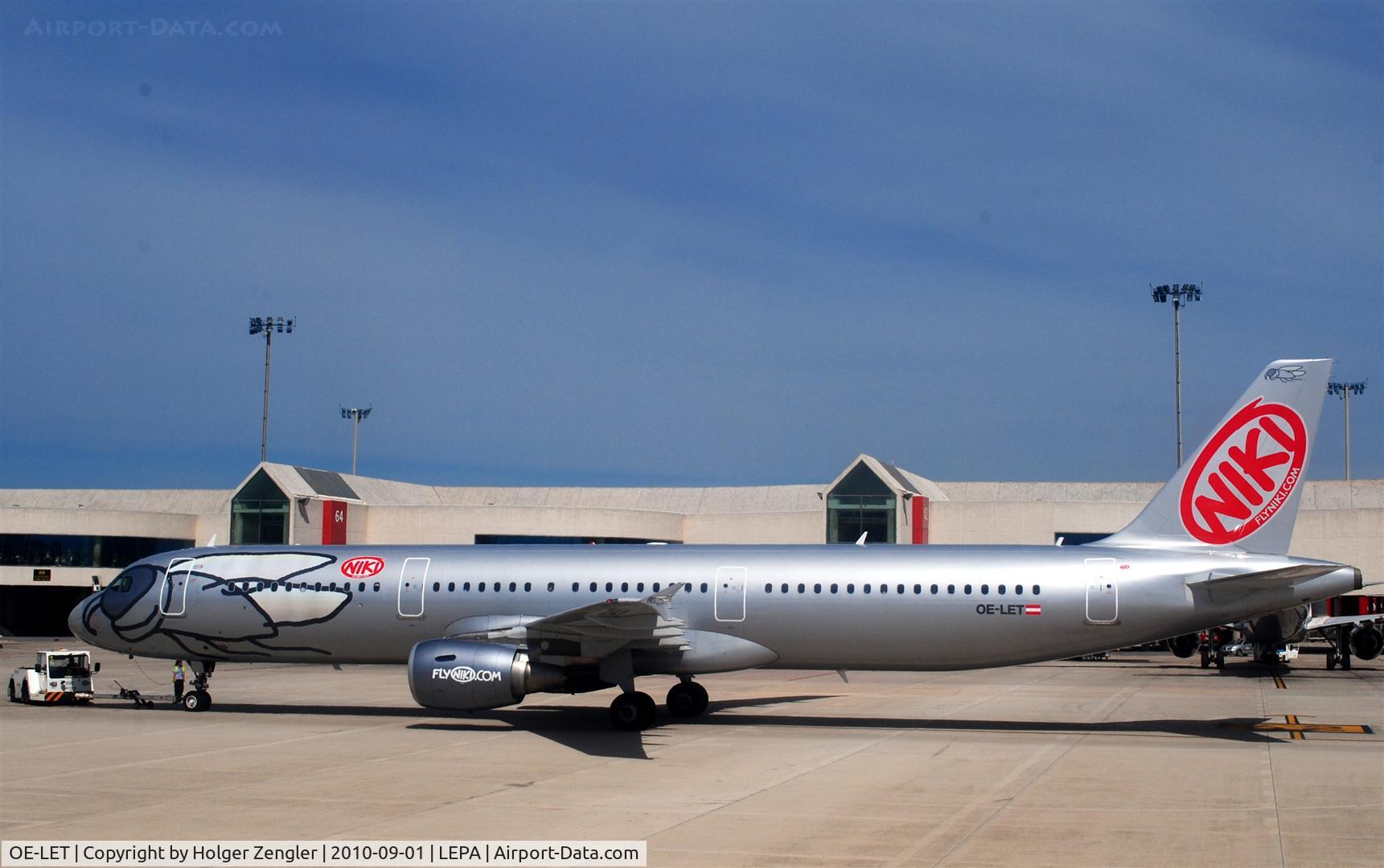 OE-LET, 2009 Airbus A321-211 C/N 3830, Being pushed back for take off to Vienna.