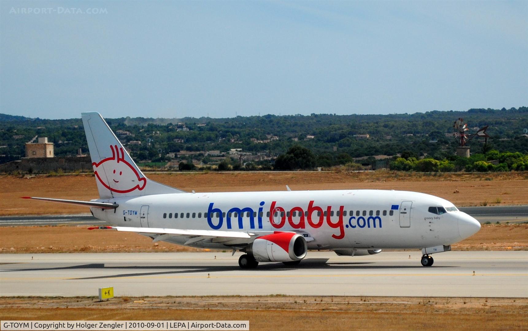 G-TOYM, 1998 Boeing 737-36Q C/N 29141, Taxiing to rwy 07R for take off to Birmingham