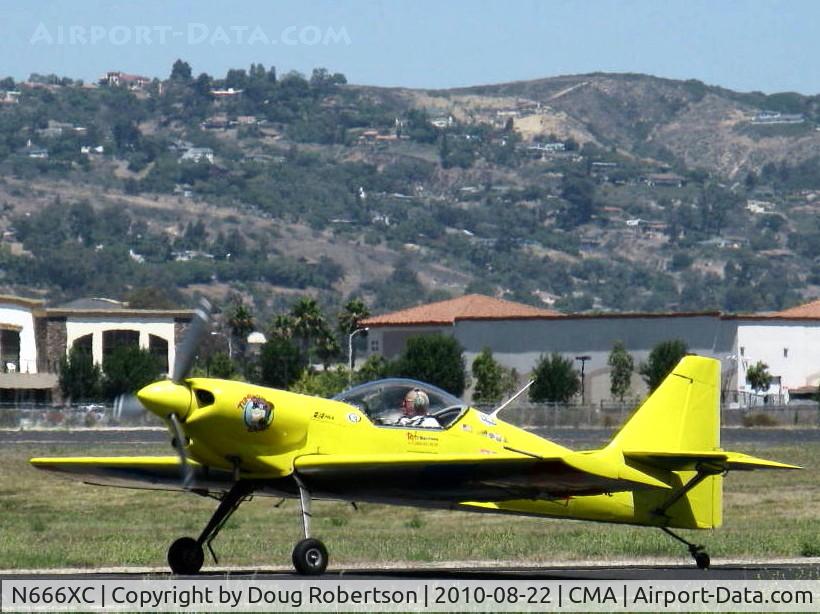 N666XC, 1997 Zlin Z-50LS C/N 0077, 1997 Moravan ZLIN 50-LS 'Tumbling Bear', Lycoming IO-360, taxi to Rwy 26