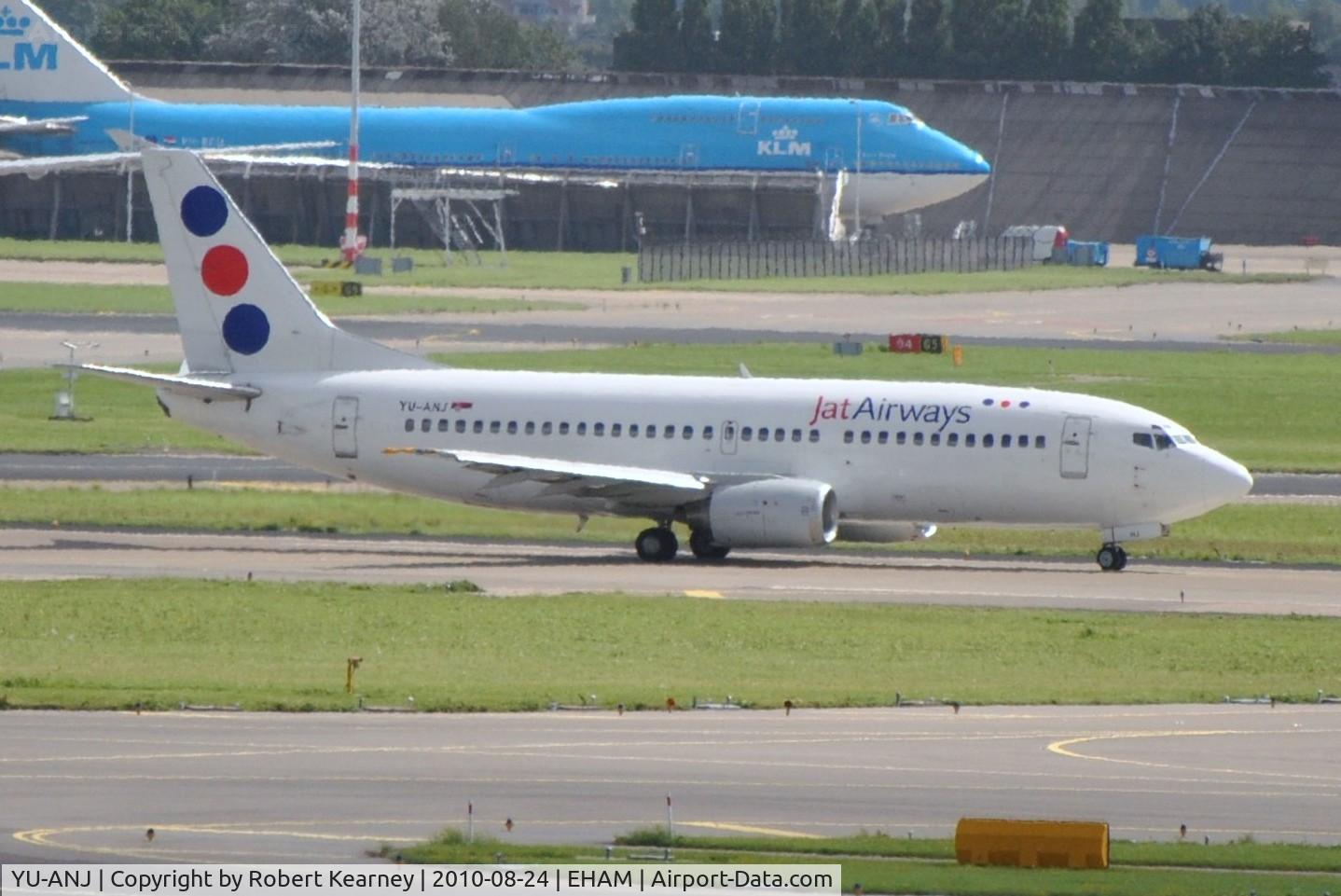 YU-ANJ, 1986 Boeing 737-3H9 C/N 23714/1305, JAT lining up