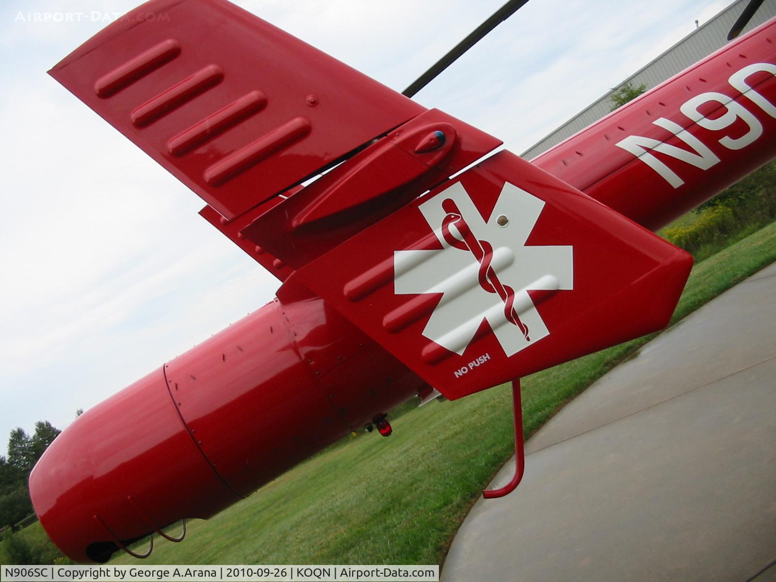 N906SC, 2006 MD Helicopters MD-900 Explorer C/N 900-00112, Starboard endplate fin