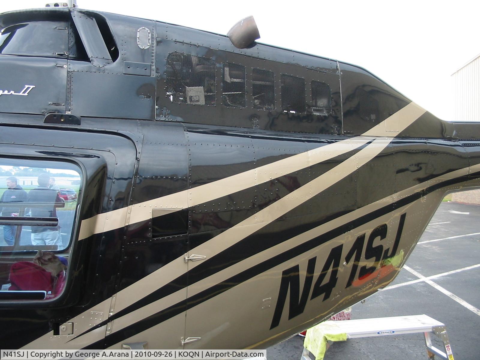 N41SJ, 1974 Bell 206B C/N 1352, Engine intake and exhaust