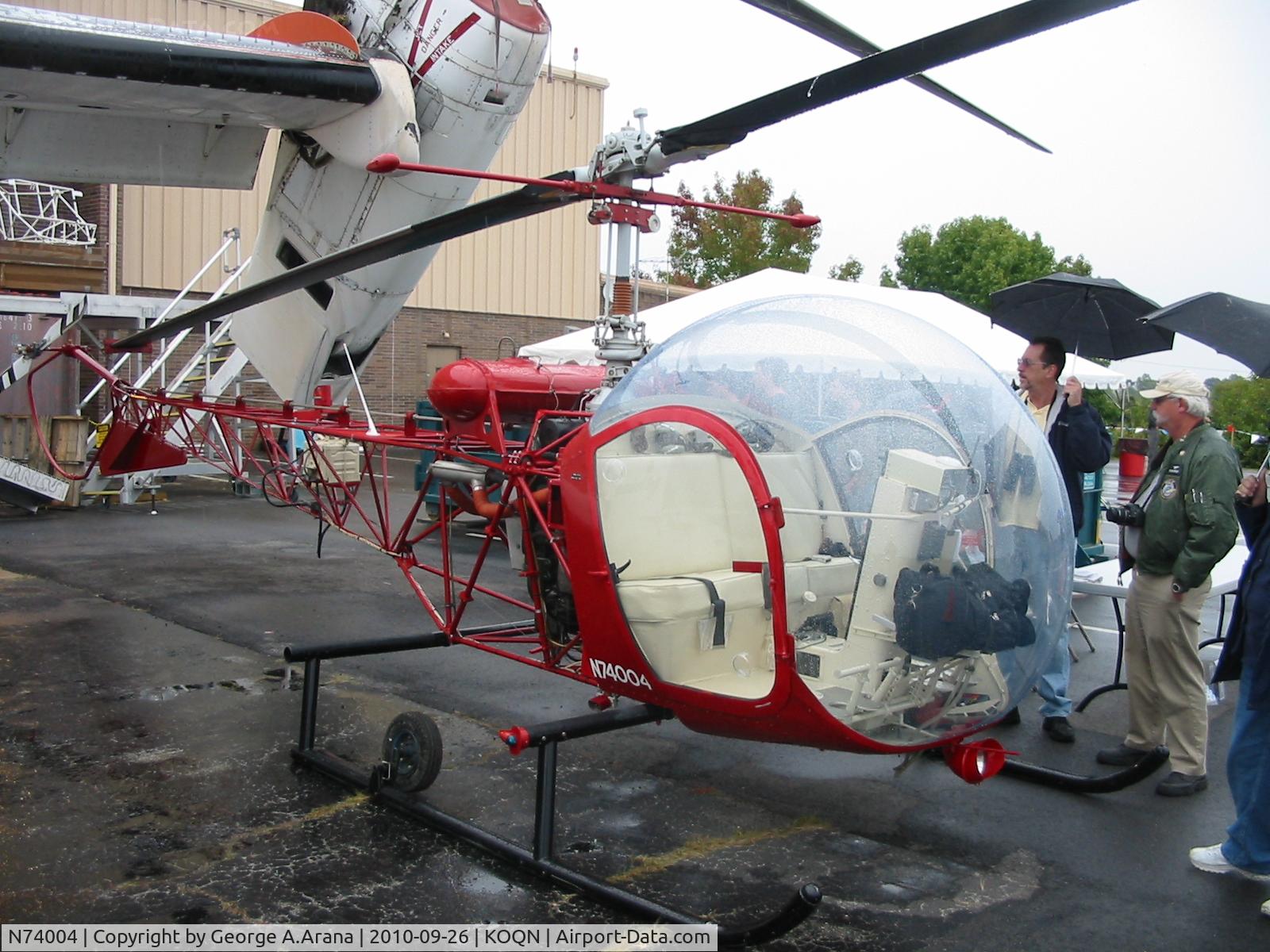 N74004, 1951 Bell 47D-1 C/N 403, Front starboard view