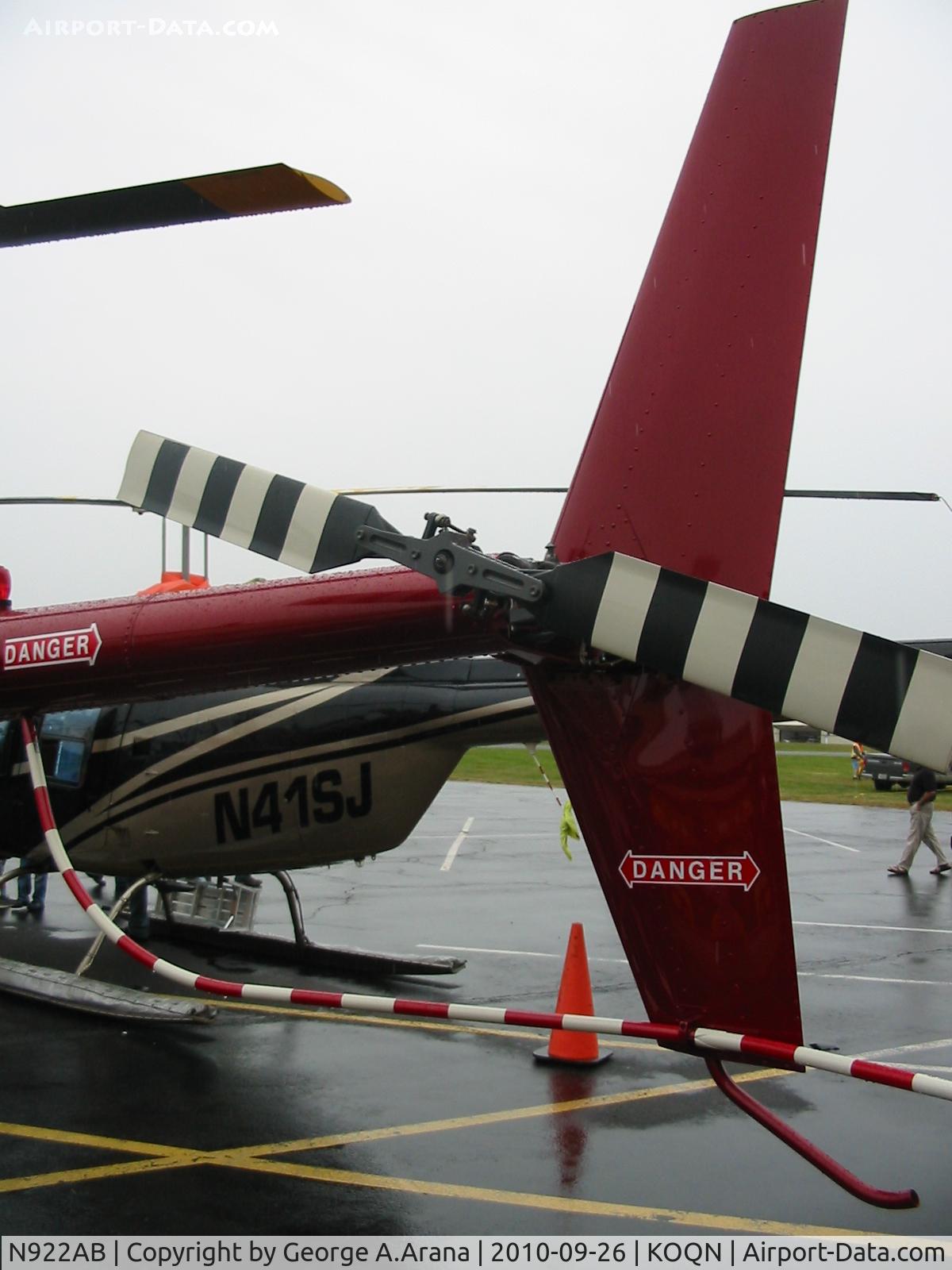 N922AB, 2001 Robinson R44 C/N 1083, Tail rotor