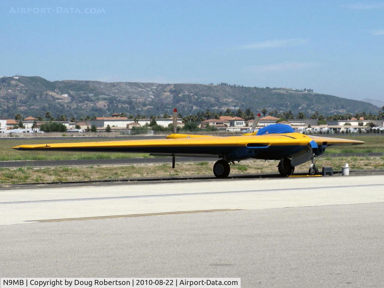 N9MB, 1945 Northrop N9M C/N 04, 1945 Northrop FLYING WING N9M XB-37 prototype bomber, two Franklin XO-540-7 300 Hp each pushers