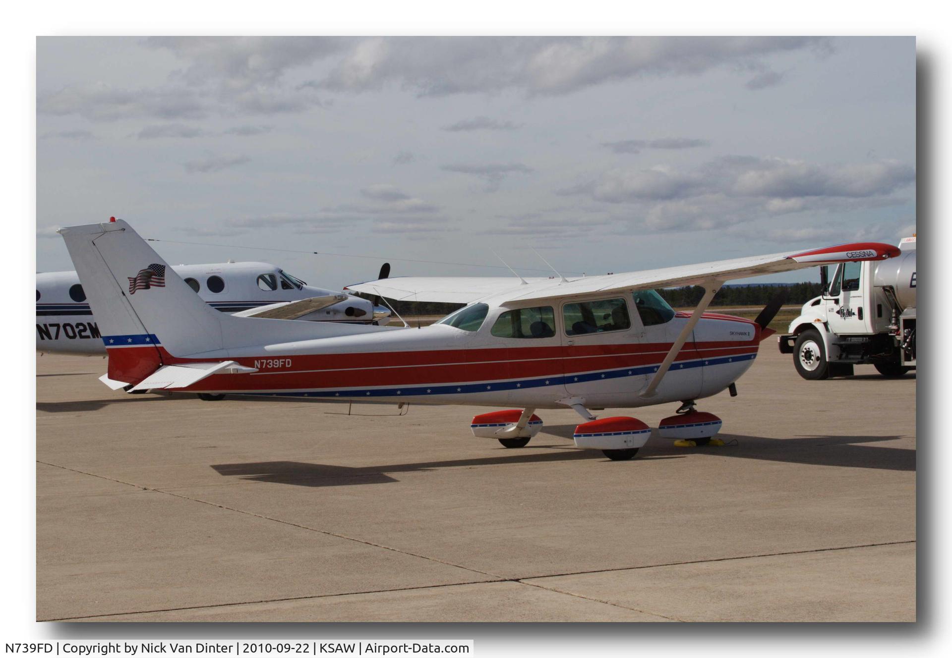 N739FD, 1978 Cessna 172N C/N 17270501, On the ramp.