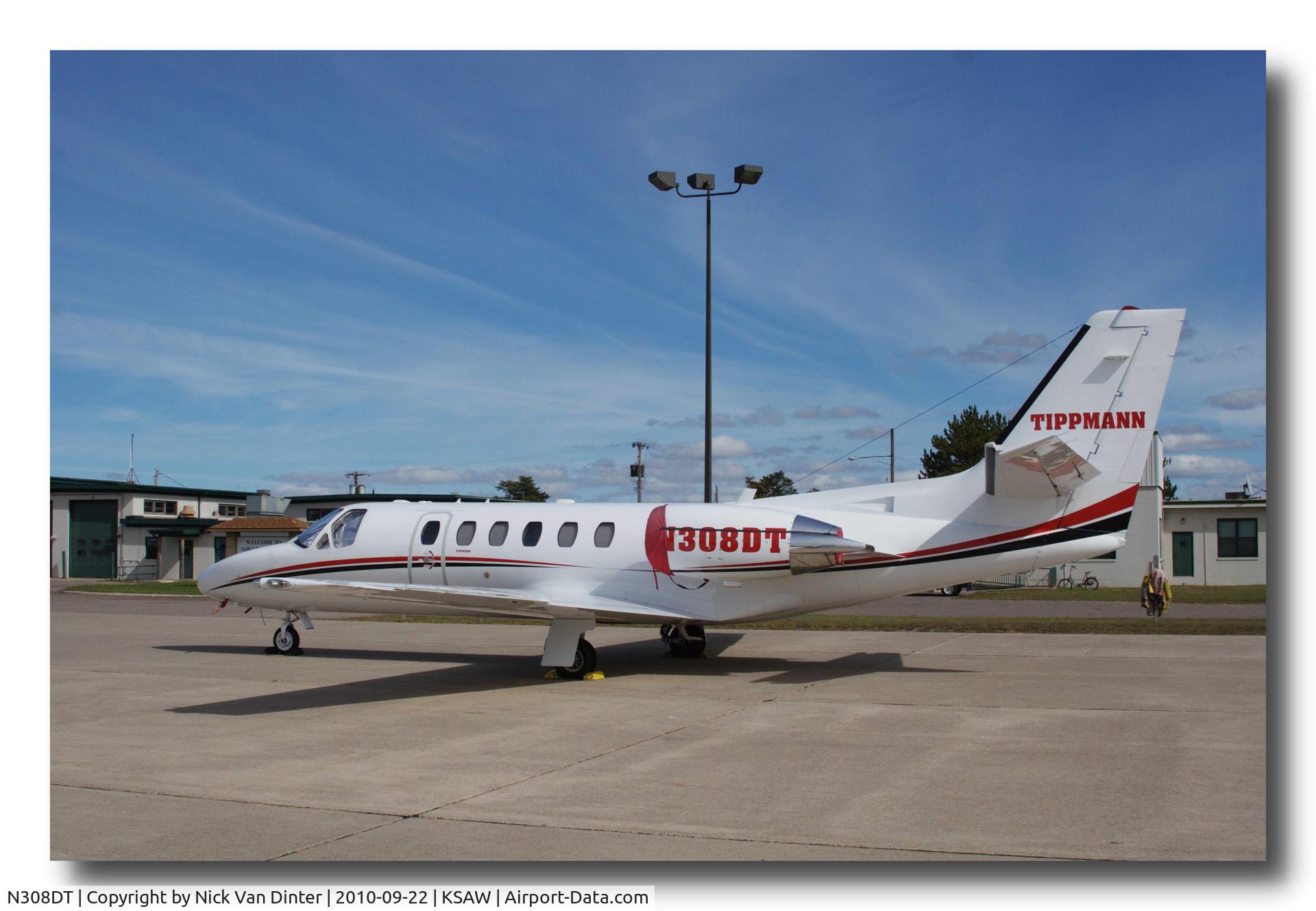 N308DT, 2004 Cessna 550 Citation Bravo C/N 550-1094, On the ramp.