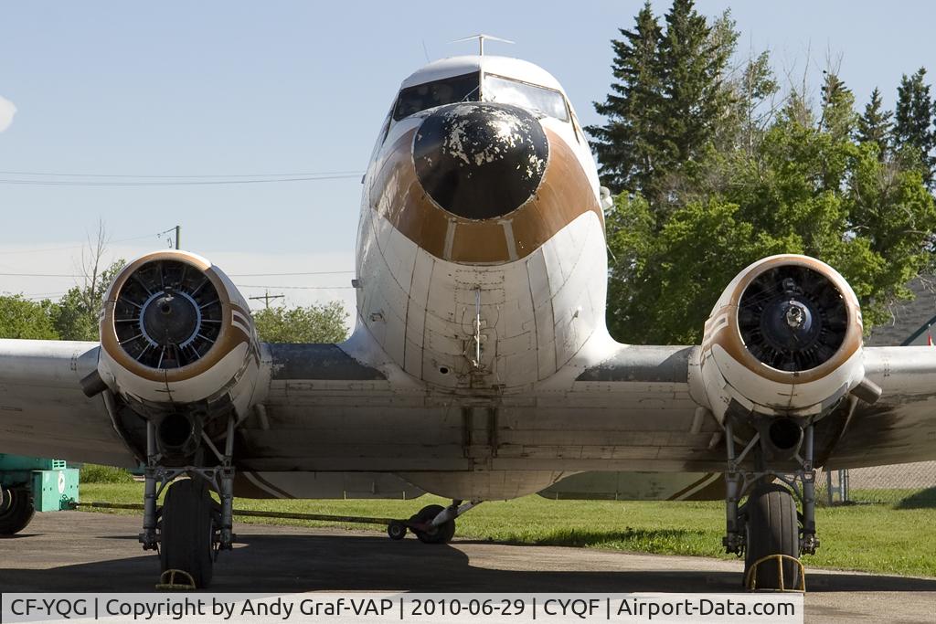 CF-YQG, 1943 Douglas R4D-1 (DC-3C) C/N 4654, Nunasi DC-3