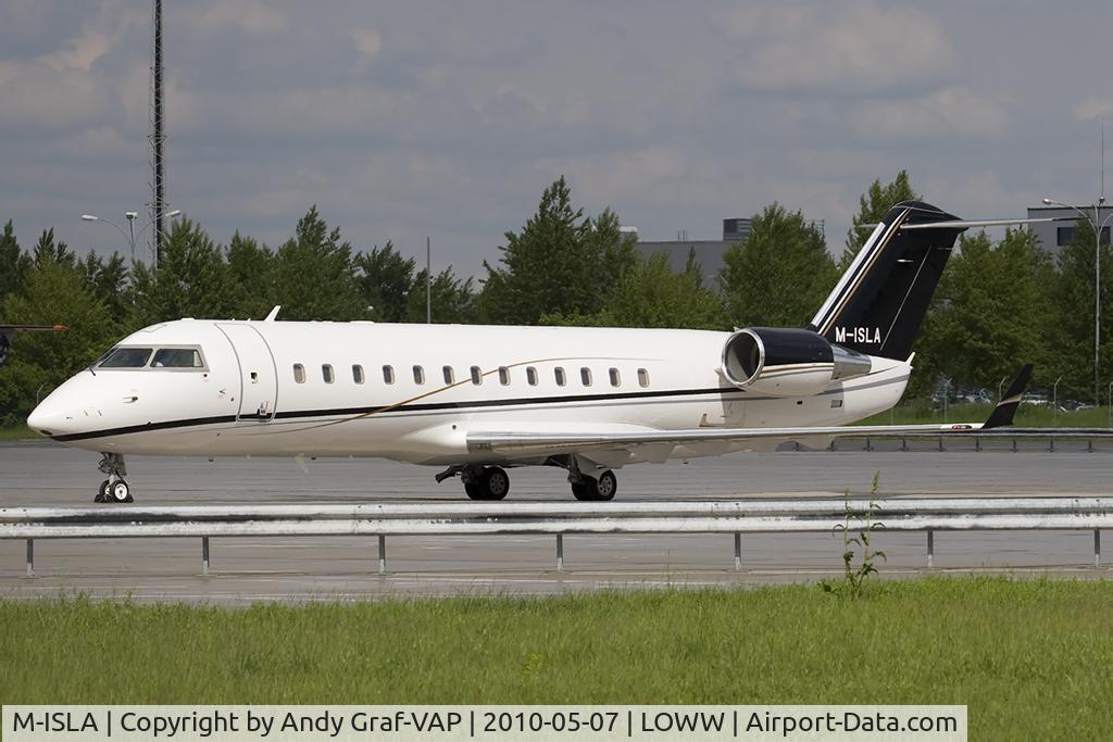M-ISLA, 2007 Bombardier Challenger 850 (CL-600-2B19) C/N 8080, CRJ