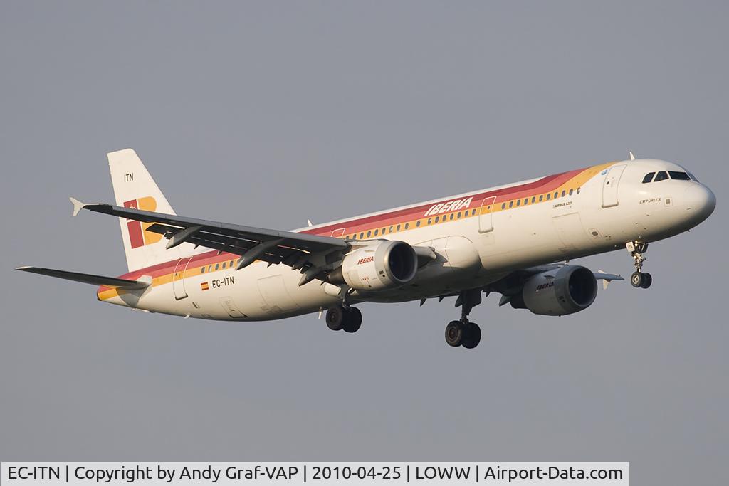 EC-ITN, 2003 Airbus A321-212 C/N 2115, Iberia A321