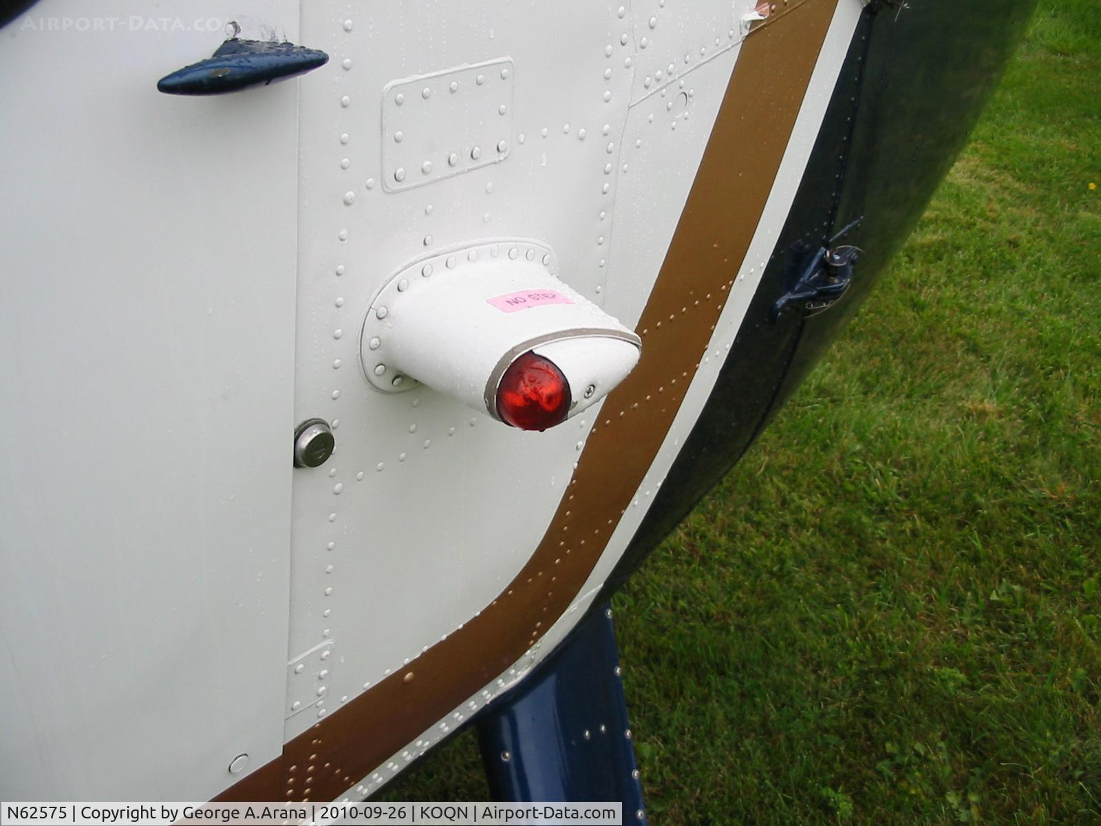 N62575, 1968 Hughes OH-6A Cayuse C/N 0497, Port navlight